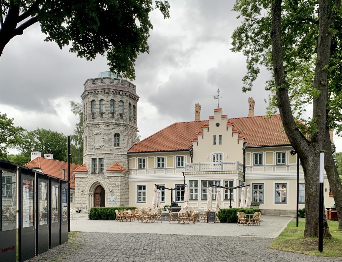 Viron historiallinen museo - Maarjamäen linna ja patsaspuisto | Parasta  Tallinnassa